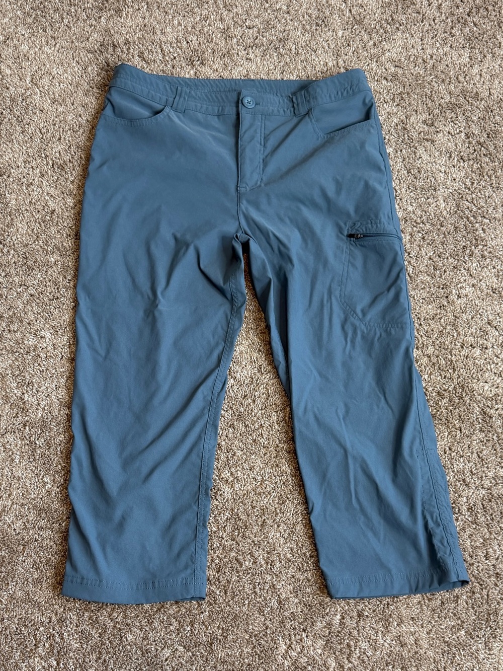 Eddie Bauer Slate Blue Tech Capri Pants 8 Cargo Travel Hiking Camping Active